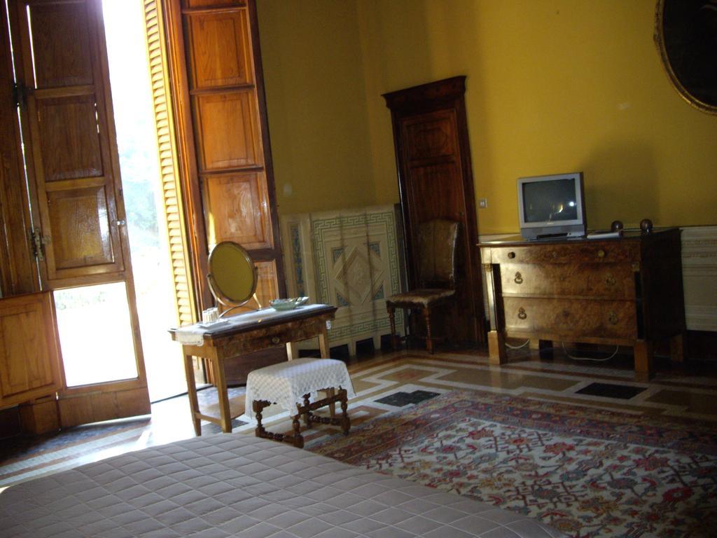 Villa Benni B&B Bologna Bilik gambar